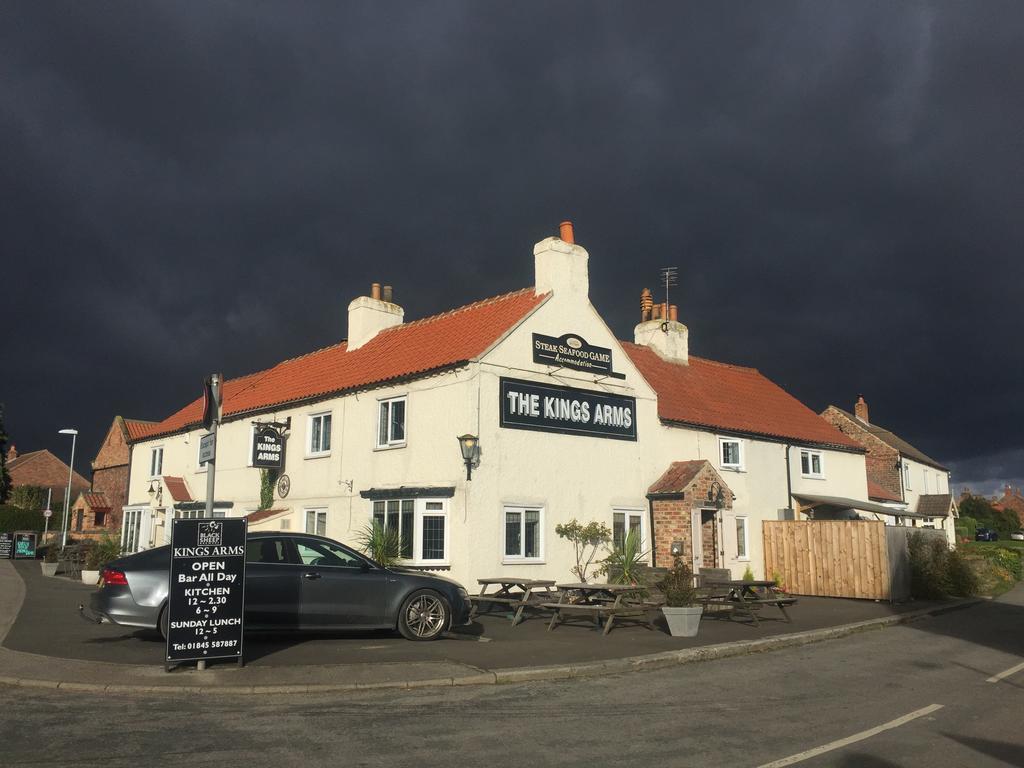 Kings Arms Otel Thirsk Dış mekan fotoğraf
